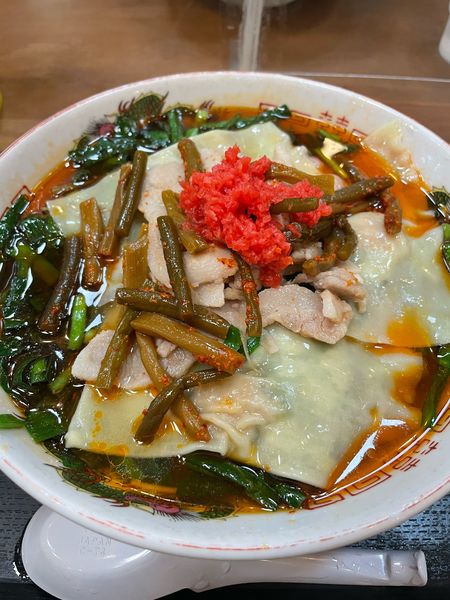 「満ニラワンタン醤油」@さかえや本店の写真