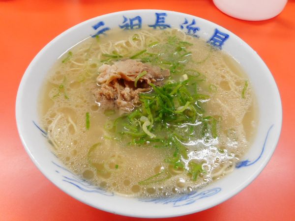 「ラーメン（500円）」@元祖 長浜屋の写真