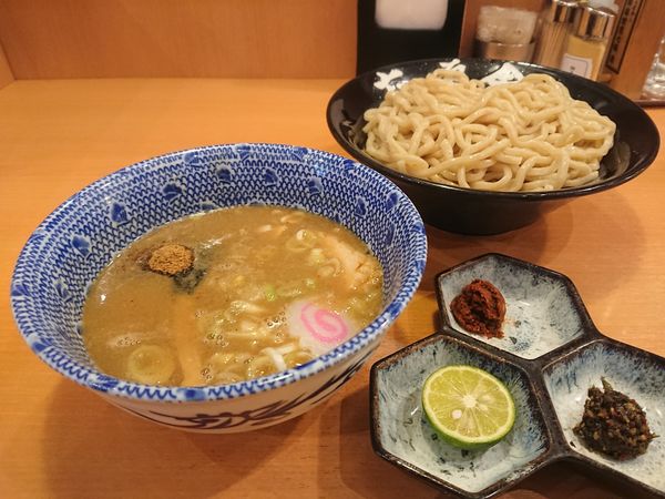 「つけめんプレミアム」@六厘舎の写真