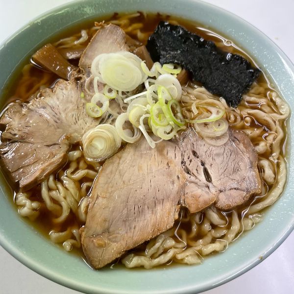 「ラーメン 650円 煮豆腐 170円」@秀来軒の写真