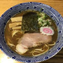 醤油ラーメン