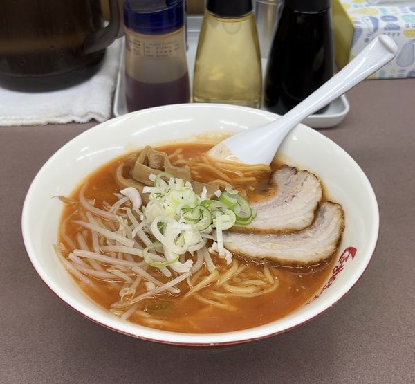 「辛々ラーメン」@くるまやラーメン おゆみ店の写真