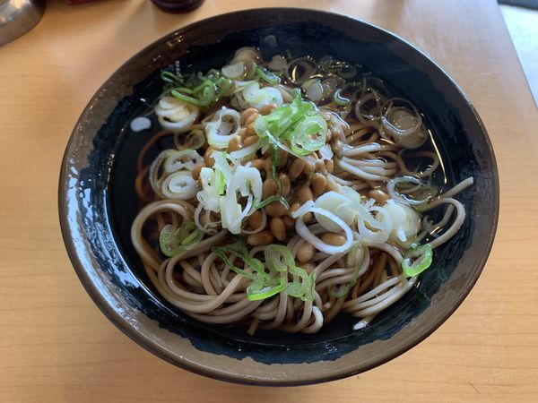 「めかぶ納豆そば 430円」@木曽路の写真