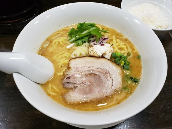 「鯛味噌ラーメン　半ライス」@ラーメン晃煇の写真