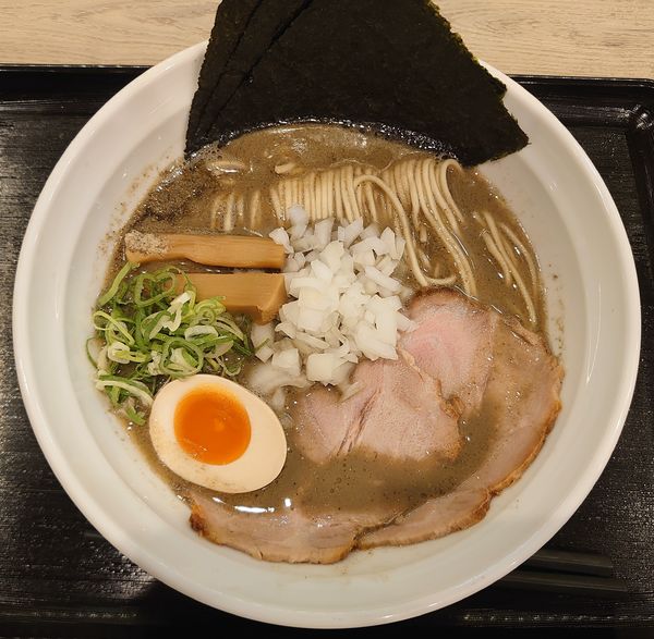 「濃厚煮干中華そば(800円)」@煮干乃宴の写真