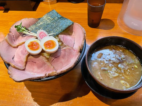 「がっつりチャーシューつけ麺 中盛 煮卵トッピング」@麺屋うさぎ 宿院店の写真