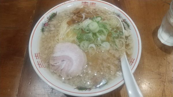 「昔懐かしい背脂ラーメン（限定）900円」@渡なべの写真