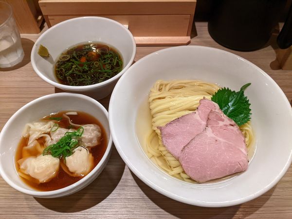 「昆布水つけ麺 2種のワンタン」@支那蕎麦 澤田の写真