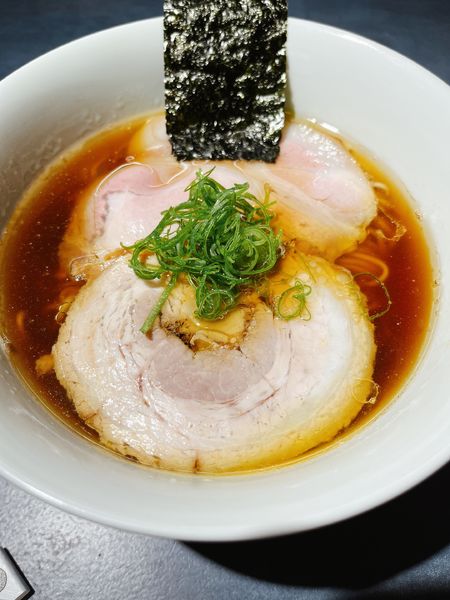 「醤油ラーメン」@うずとかみなりの写真