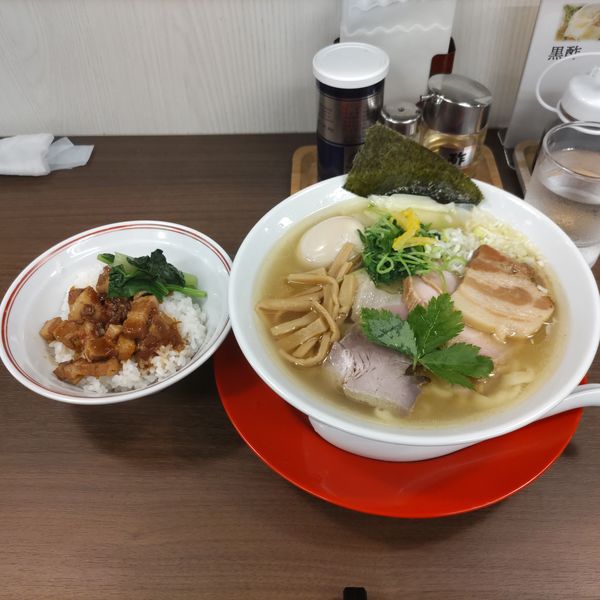 「特製わんたん麺(塩)·ルーロー飯」@中華そば 麦笑 本所吾妻橋店の写真
