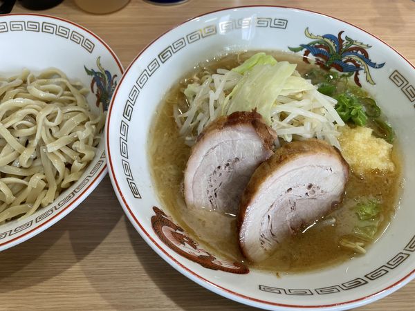 「小つけ麺930円」@ラーメン豚山 金沢文庫店の写真