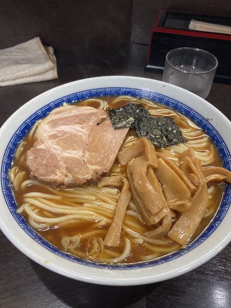 「ラーメン 中」@中華そば べんてんの写真