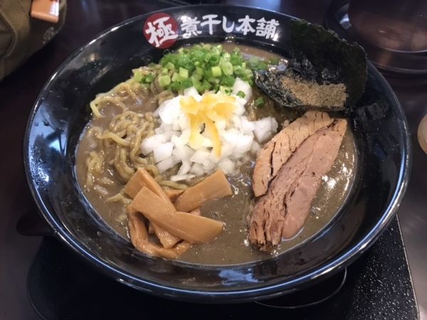 「極濃煮干しラーメン」@極煮干し本舗 荒川沖店の写真