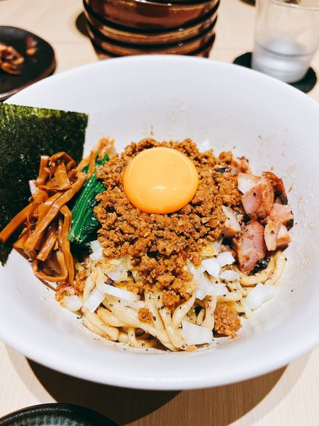 「鶏油まぜそば」@麺庭つむぎの写真