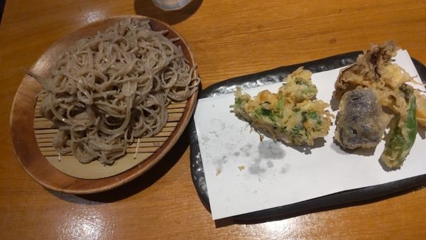 「小柱かき揚げそば」@蕎楽亭の写真