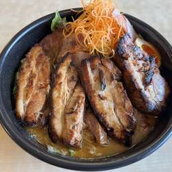 太肉(ターロー)スタミナスパイシー麺