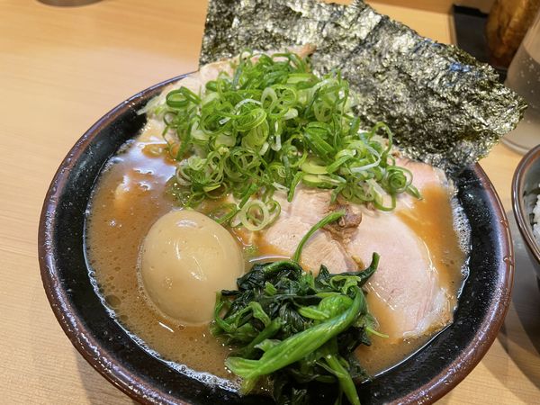 「特製ラーメン　ライス」@輝道家直系 皇綱家の写真
