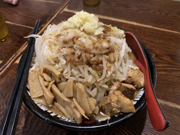 「味噌次郎+生姜+味濃いめ　860円」@北のらーめん 美空の写真