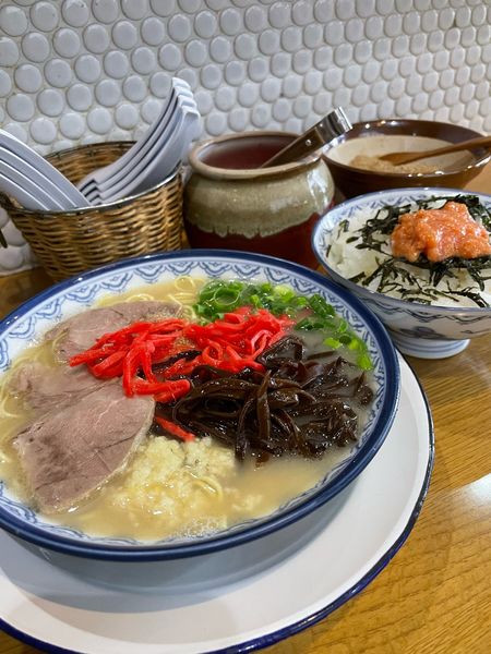 「らーめん」@博多ラーメン しばらく 町屋店の写真