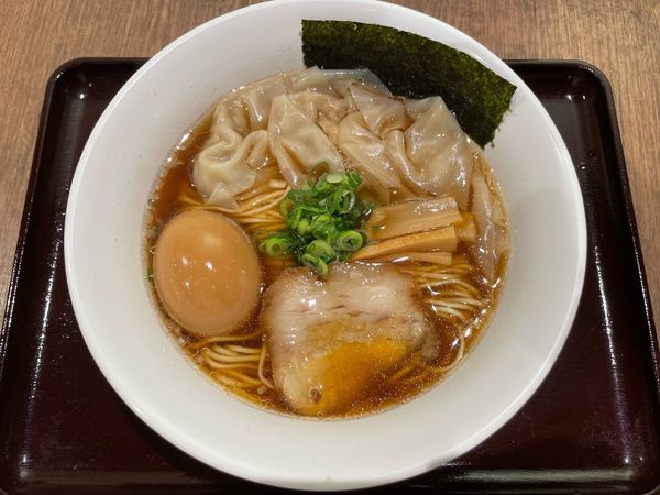 「ワンタンめん(¥780)味玉(¥130)」@カドヤ食堂 阪神梅田店の写真