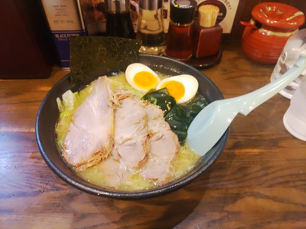 「さつまっこラーメン(1000円)」@さつまっこ MEGAドンキホーテ大森山王店の写真