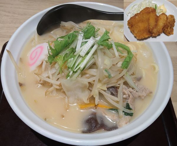 「濃厚タンメン(野菜増し)¥780+唐揚げセット¥120」@埼玉タンメン 山田太郎 所沢本店の写真