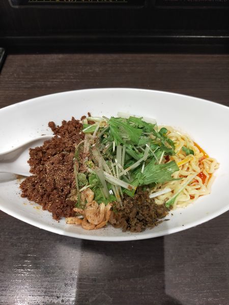 「つゆ無し担担麺」@四川担担麺 阿吽 キッテグランシェ店の写真