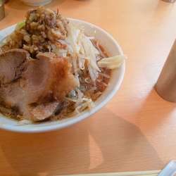 焦がしニンニク味噌ラーメン