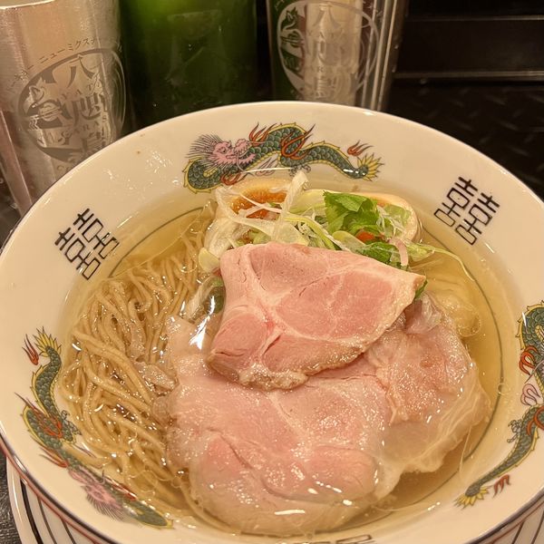 「特塩ラーメン＋ビール（小瓶）」@トーキョーニューミクスチャーヌードル 八咫烏 CHIKARABOの写真