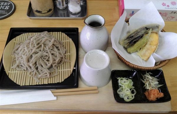 「天ざるそば並盛(800円)」@そば道場の写真