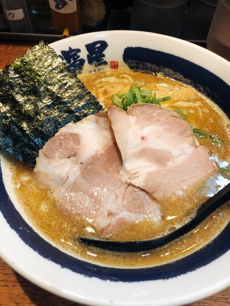 「濃厚煮干しそば」@濃厚煮干しそば 麺匠 濱星 日吉店の写真