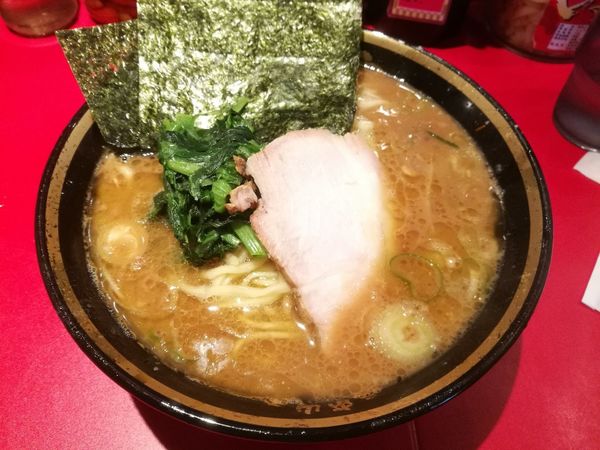 「ラーメン中盛」@厚木家の写真