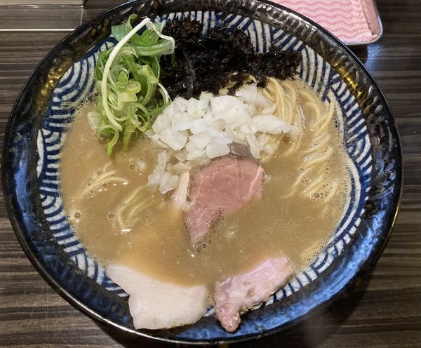 「重濃厚煮干しそば」@志奈そば 田なかの写真