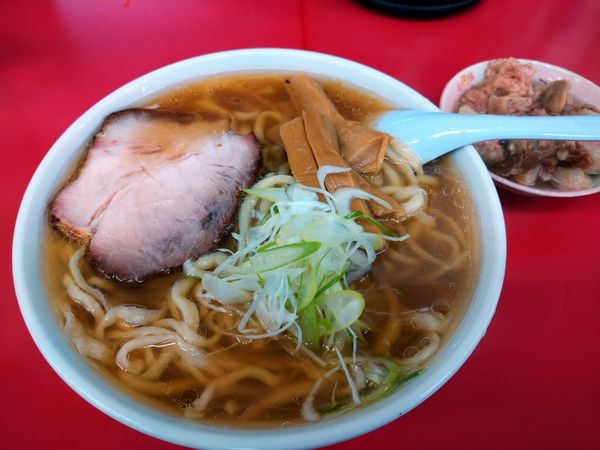 「ラーメン＋肉脂」@一品香 小山の写真