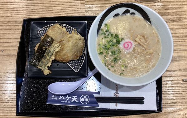 「胡麻豚骨らぁ麺」@天丼・らぁ麺 ハゲ天の写真