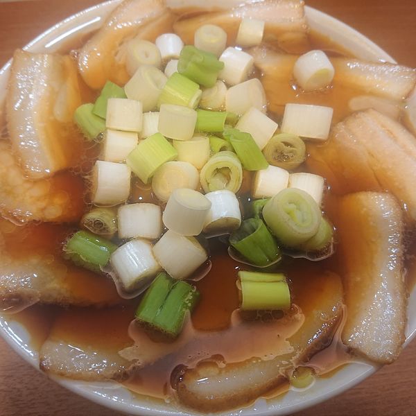 「チャーシュー中華そば850円、ネギ150円」@濃厚中華そば 佐とうの写真