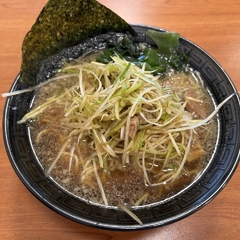 ネギラーメン小晴 関店の写真