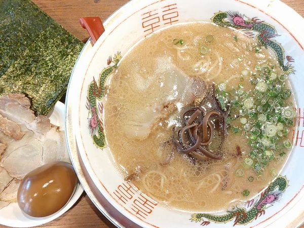 「ガツンラーメン全部入り（明太子をチャーシューに変更）」@博多ラーメン ガツン 蔵前店の写真