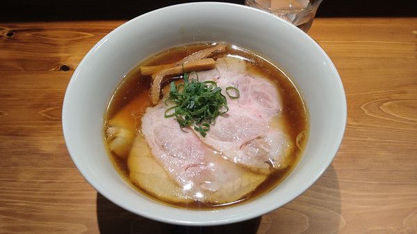 「チャーシュー醤油らぁめん¥1450-」@麺 ふじさきの写真