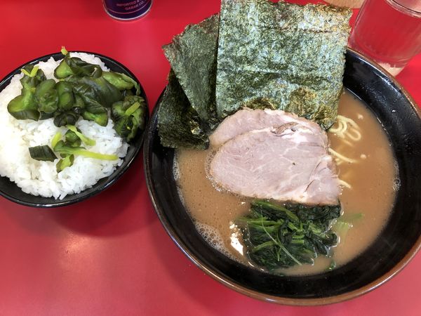 「ラーメン　並」@横浜ラーメン 山本家の写真