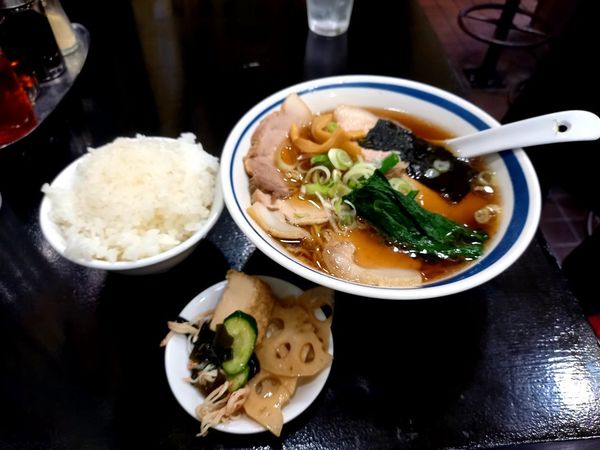 「チャーシューメン(固め)サービスライスと小鉢」@代一元 大森店の写真