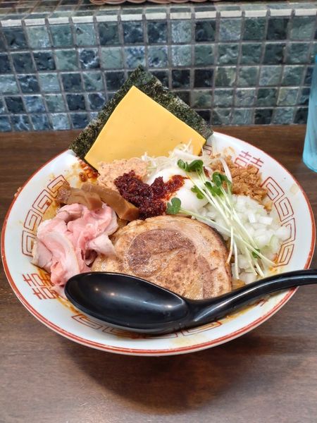 「特製辛まぜ蕎麦１辛　ライス」@麺屋みつば＋クローバーの写真