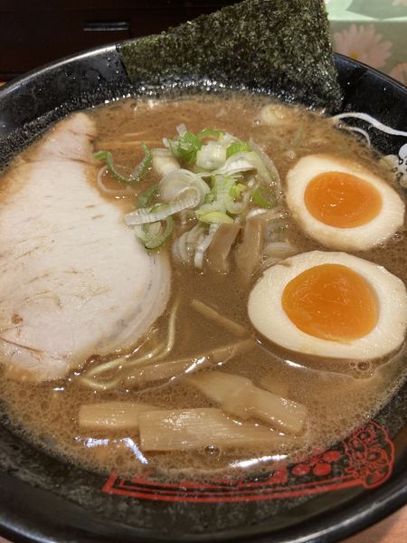 「味玉中華そば（1050円）」@金澤濃厚中華そば 神仙 東京ラーメンストリート店の写真