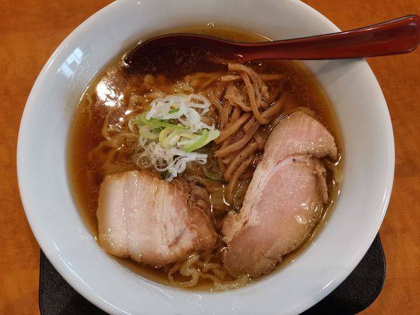 「しょうゆらーめん」@麺や うから家からの写真