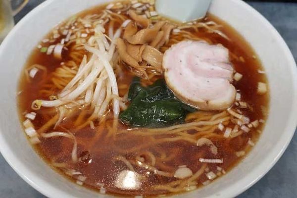 「ラーメン　650円」@中華料理 ぼたんの写真
