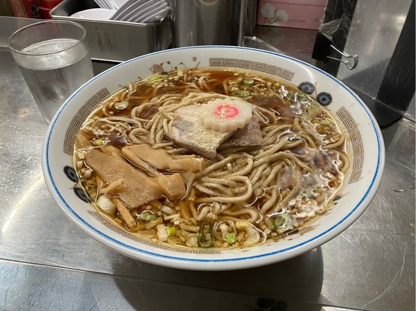 「大盛りラーメン」@中華そば みたかの写真