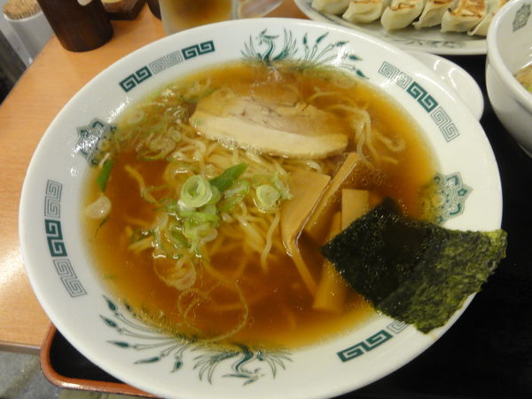 「ラーメン油多め半チャーハン」@日高屋 南越谷店の写真