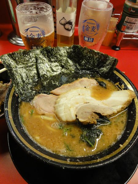 「ラーメン750円バラ50円薄め 金麦200✗🍺🍺」@柏 王道家の写真