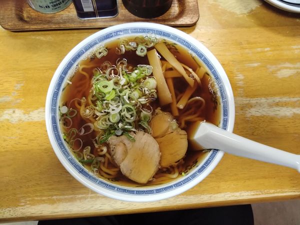 「醤油ラーメン 700円」@手打ちラーメンの店 まるきの写真