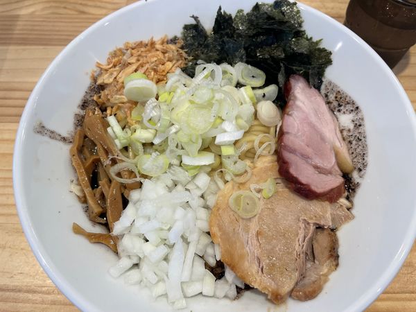 「黒まぜそば」@中華そば 貴将の写真